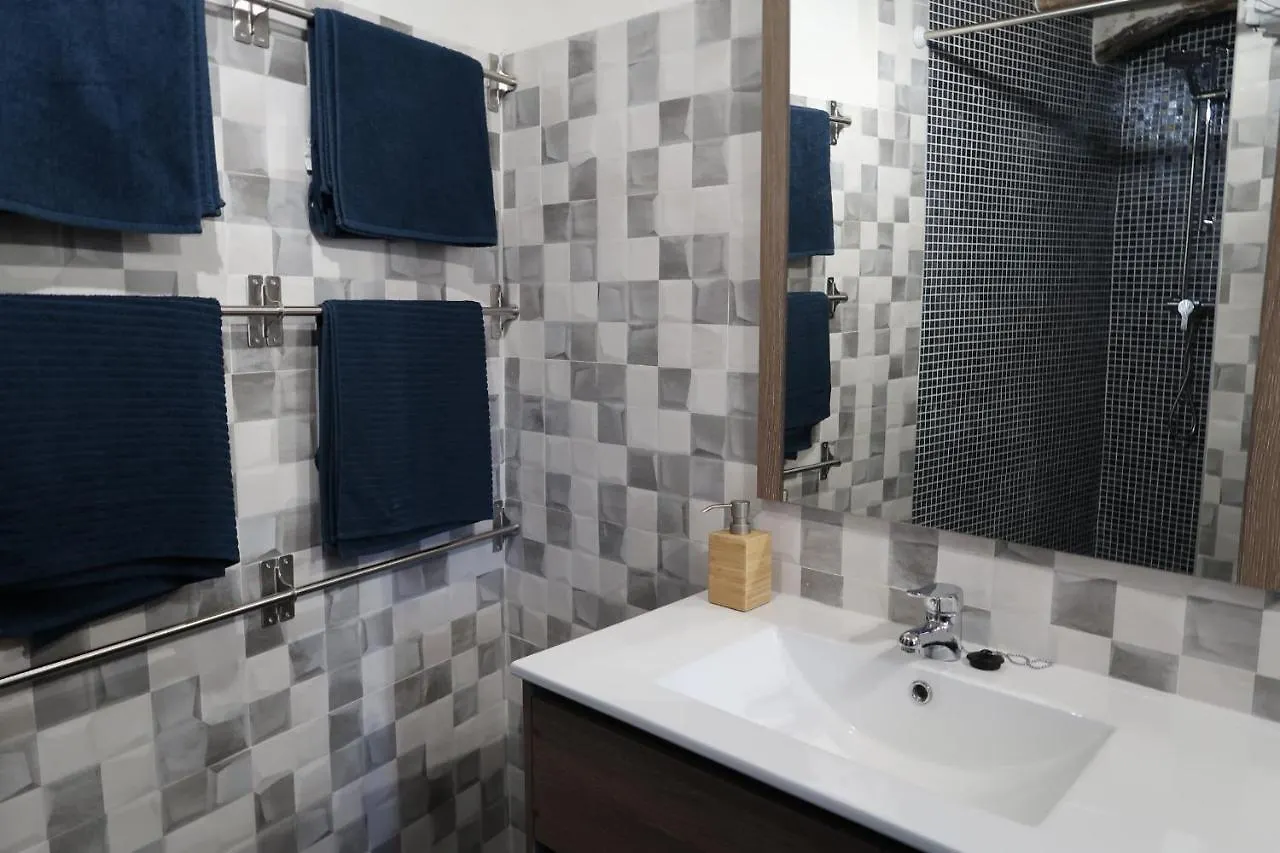 Apartment Stay Inn Shape Polopos
